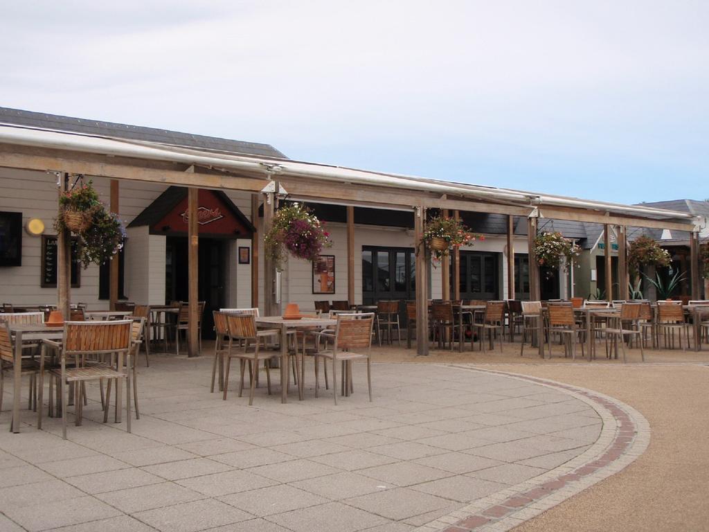 Holidays At Perran Sands Holiday Park Perranporth Eksteriør bilde
