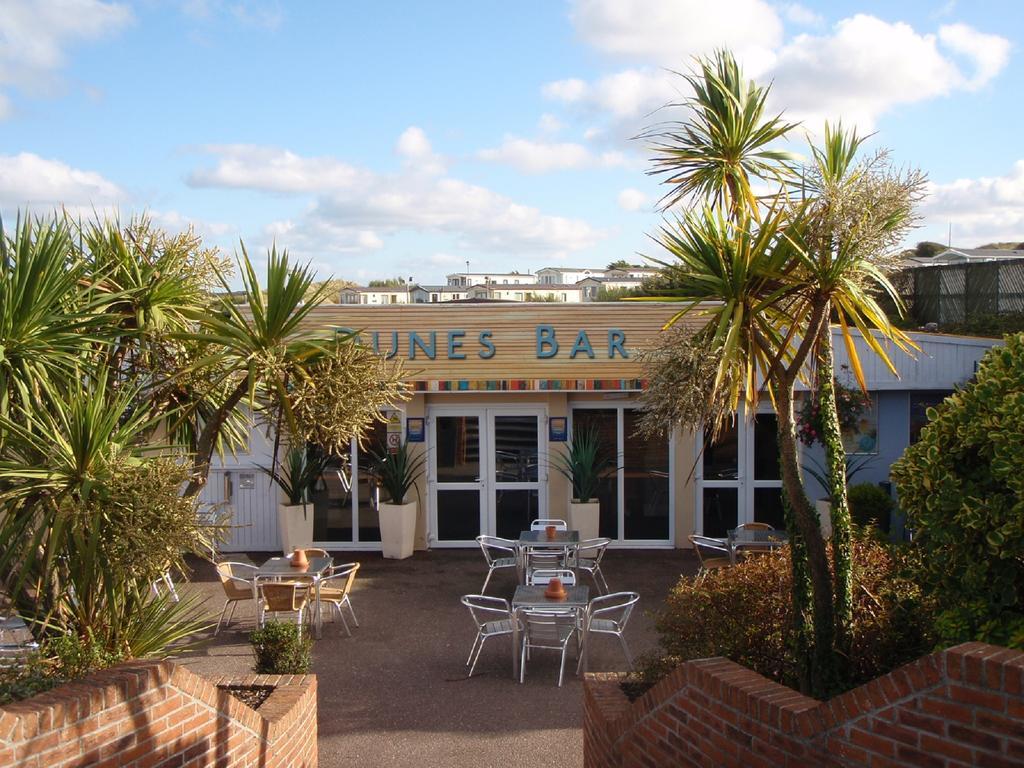 Holidays At Perran Sands Holiday Park Perranporth Eksteriør bilde